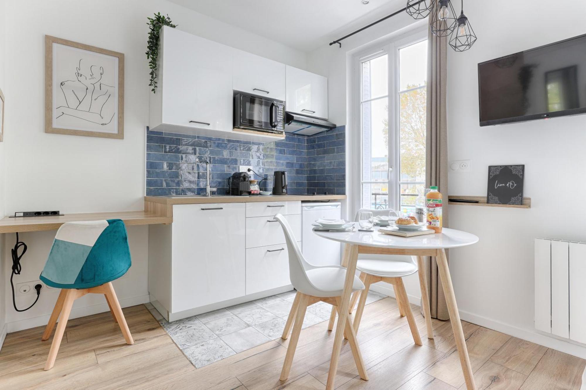 Studio Cosy Face Gare Rer A ซูซี-ออง-บรี ภายนอก รูปภาพ